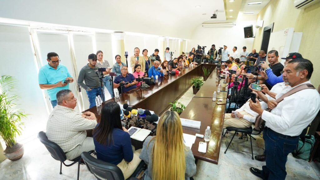 Conferencia de prensa de seguridad vial