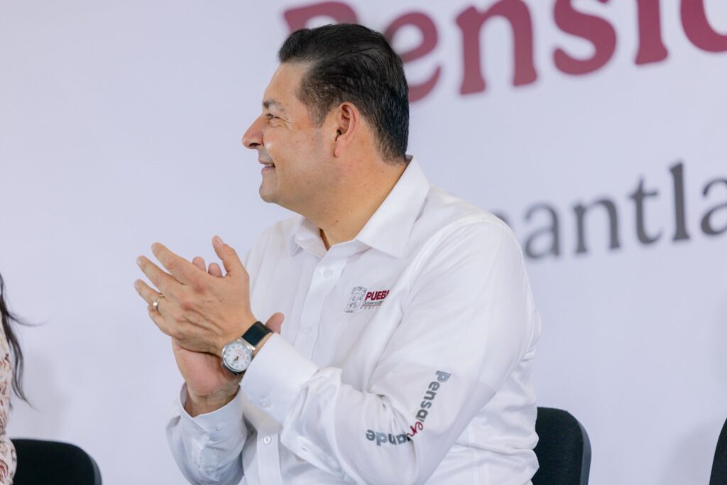 Gobernador Alejandro Armenta Mier