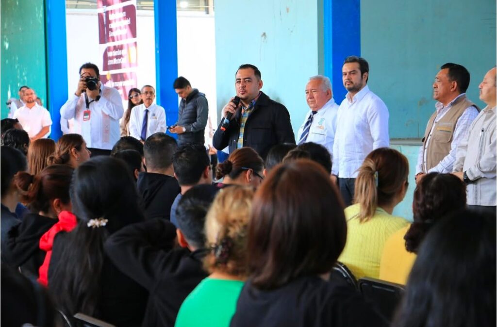Julio León