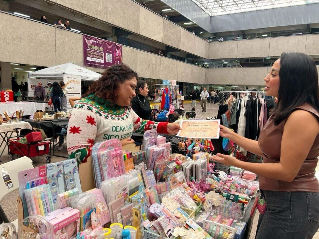 Tianguis Juvenil